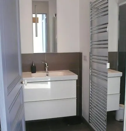 Happy Days, By Welcome To Apartman
